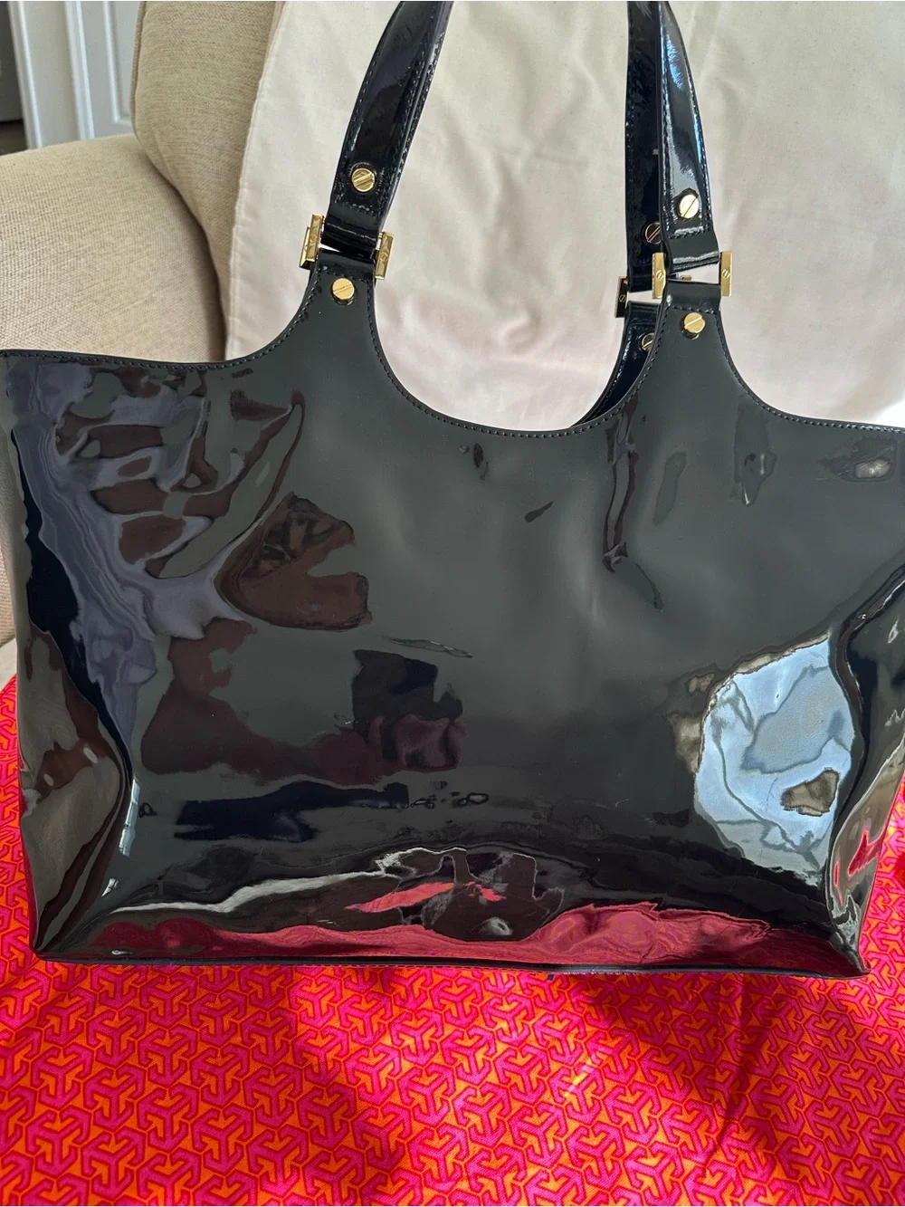 Tory Burch Large Perforated Logo Navy Blue Patent Leather Bombe Tote